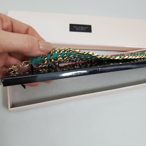 NIB Victoria's Secret |Woven Metal Fabric Bracelet - Picture 4 of 10